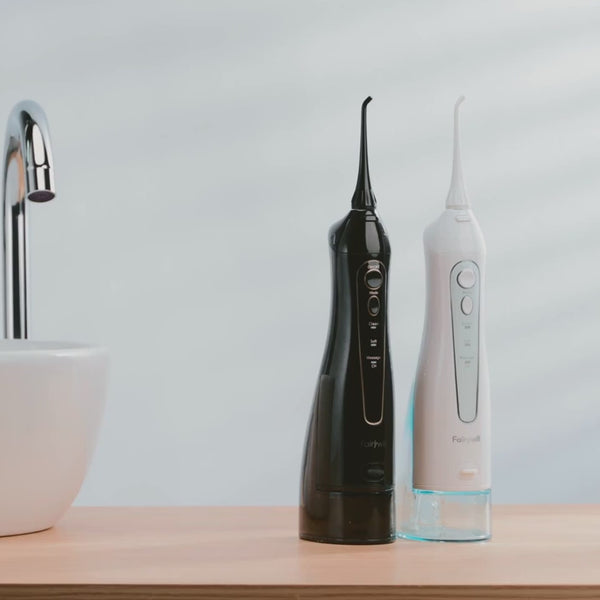 Rechargeable Water Flosser – Portable Oral Irrigator with 3 Modes, 300ML Tank & 6 Nozzles