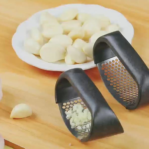 Stainless Steel Garlic Press Crusher – Manual Garlic Mincer & Chopper Tool